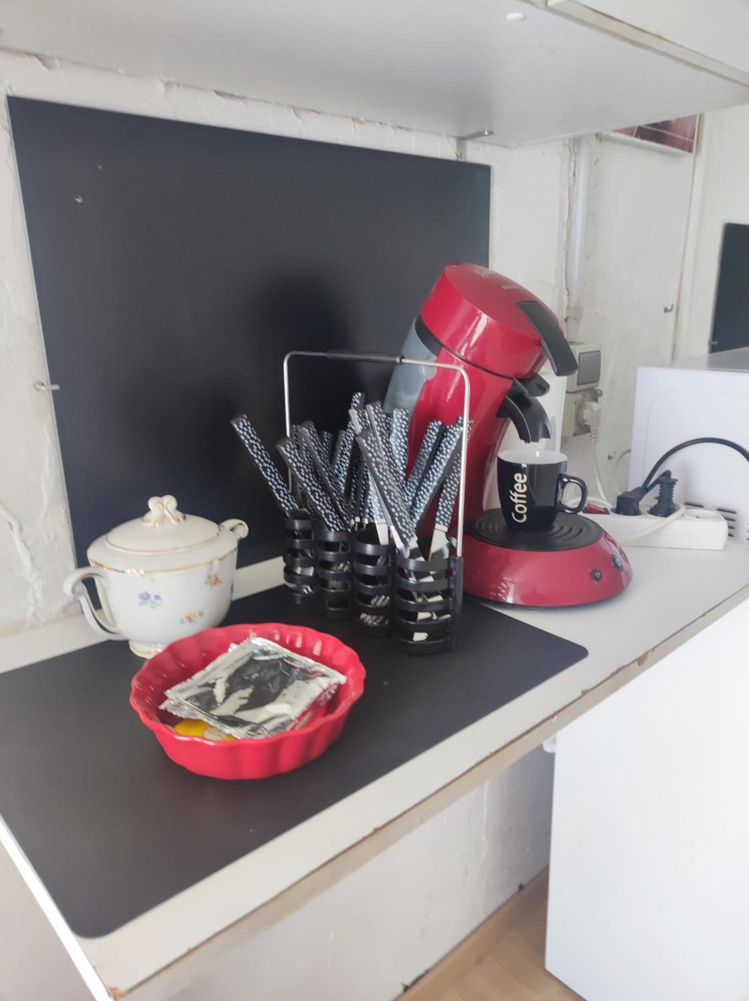 ニームIngrid Maryアパートメント 部屋 写真